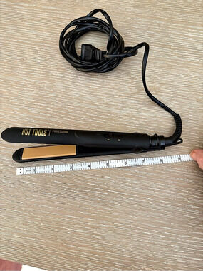Hot Tools Professional Flat Iron Black & Gold